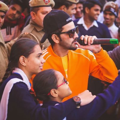 ये हरियाणवी 🤘 MD DesiRock Star Management 📱 :-9205030830 mddesirockstar@gmail.com