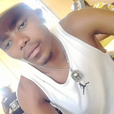 juanmcmanaman's profile picture.  El odio mal dirigido es la desgracia de las razas ~Tupac Shakur👹 Only Rap& HipHop🎤🎧