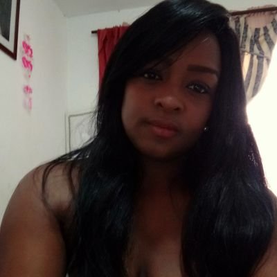 TaianaSantana6's profile picture. simplemente feliz y agradecida con Dios y mi familia y apasionada de mi trabajo 🙏