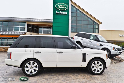 Land Rover SA offers South and Central Texas an inventory of luxury Land Rovers with an exemplary Service Department.
(888)302-4604 
Se habla espanol