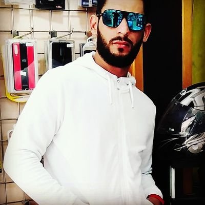 xEH76dynIWmlECW's profile picture. 