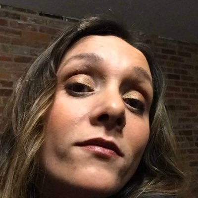 Jacqie5's profile picture. 