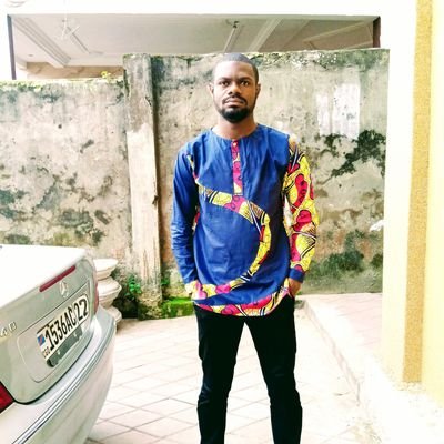 entrepreneur, designer et architecte de luxe.