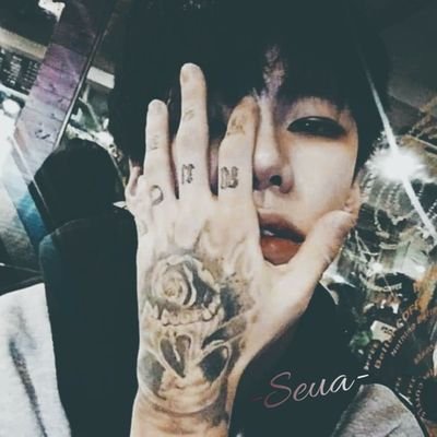 welcome to my world :)เมะครับบผม ไม่โสดแล้วนะครับรอพี่คนนั้นคืนดีอยู่~
แฝด: @0SinghaZXYT0 น้องผมม:@MEENA63304502