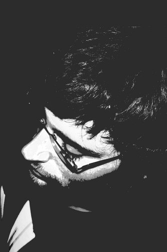 roston_f's profile picture. A los 8 años me bebí media botella de 50cl de orujo. Del resto tengo lagunas.