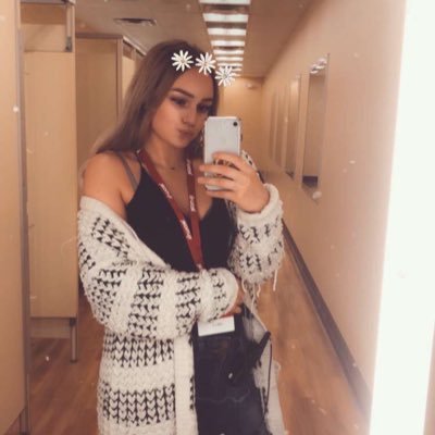 Emily_Denise25's profile picture. 