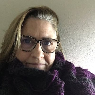 laurahitt1's profile picture. Voice/speech coach and writer who keeps a focus on creative expression and health, politics and perfecting the lotus pose.