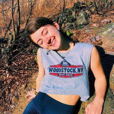 hippiebitch27's profile picture. I like a handful of people & a good cup of coffee