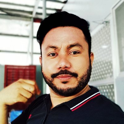 RhonericB's profile picture. 