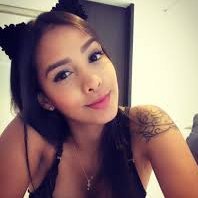 Moi je suis une femme Passionnée et aussi très calme et compréhensif . Moi je suis ici dans le seul but de me trouvez un homme ♥♥