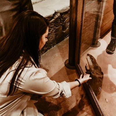 GenevieveDFR's profile picture. Interested in jurisprudential & prudential matters. Sufferer of cute aggression! @GenevieveDFR@thecooltable.wtf