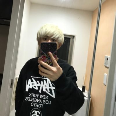 ebinikomi618's profile picture. がんばる学生ちゃん