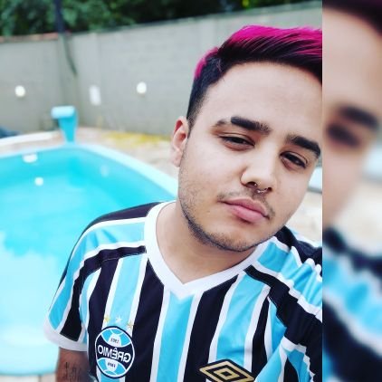 É o Grêmio 💙🖤⚪