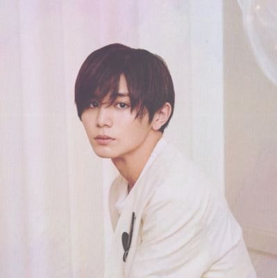 Hey!Say!JUMP大好きな関西女子です❤️
山田涼介 担です❤️
とびっこの方、ジャニヲタの方たくさんからんでください🙇🏻
FC会員です💕
PARADE参戦済み❤️