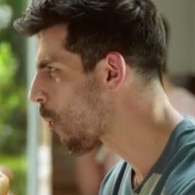 LuvsAdri's profile picture. heir