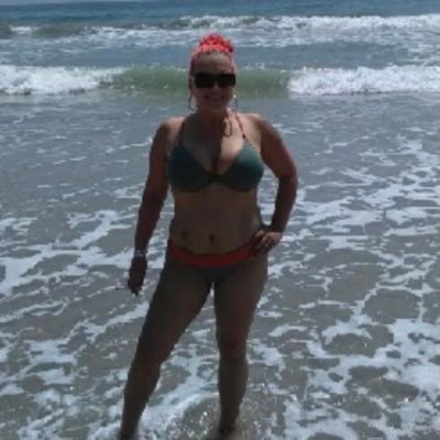 Peanut_80's profile picture. Kentucky girl, animal lover, and country to the core! Oh, and I’m a Kardashian SUPER FAN!!!!!