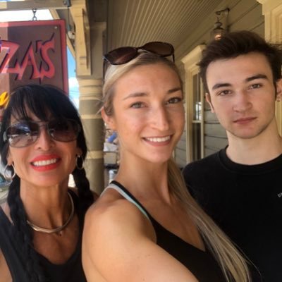 DobsonKara's profile picture. 