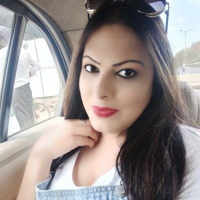 Socialite/
Author, Writer/
President @ New Avenue NGO/
Producer @ Anttillia Productions/
Panache Entertainment, Events & Interiors/
Mumbai/
Pune/
India