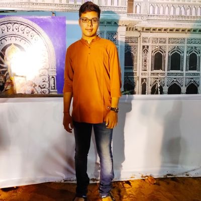 Subhra2503's profile picture. My mom says I'm special