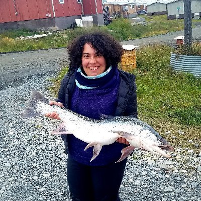 🇺🇸 in 🇨🇦| PhD student @UWaterloo | salmonids, genetics, Arctic ecology, community-partnered research | #VanierCanada scholar | she/her