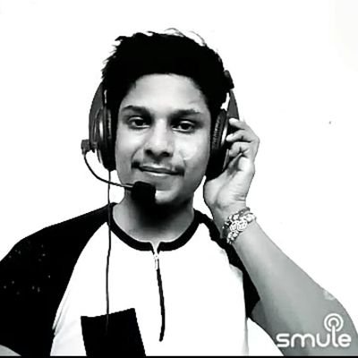 AnkurMishra_Sin's profile picture. जग से हारा नहीं मैं, 
खुद से हारा हूं मां,
इक दिन चमकूंगा लेकिन, 
तेरा सितारा हूं मां।