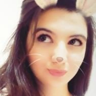 EsmaKutlu18's profile picture. 