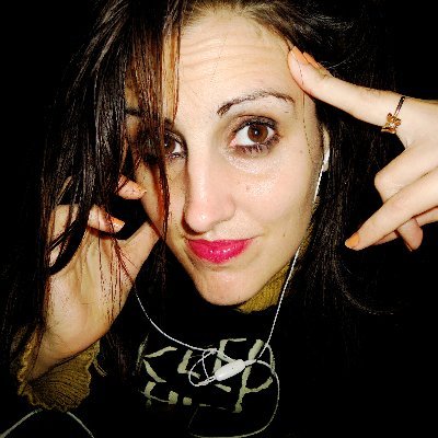 DIseñadora Ilustradora Speaker Geek Animallover