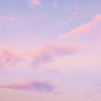 austtera's profile picture. Confundida 90% del tiempo.

Pero all views my own.