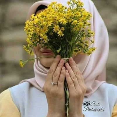 تغريداتي لوطني السليب فلسطين في القلب 💖مهتم بنشر قضيتي ووطني ✏🇵🇸🇵🇸
تغريداتي في المفضلة 🥰
الخاص مهمل 💎