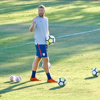 @AztecWSoccer Assistant Coach. Former @sandiegowavefc Assistant Coach. & Head of Goalkeeping. @ussoccer_ynt Coach . @AVFCOfficial fan. Views are my own.