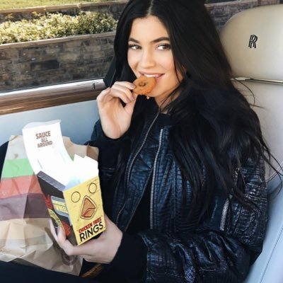 sharing recipes of Kylie Jenner | IG: @kyliescookbook