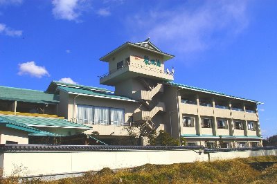 栃木県大田原市で温泉ホテルを営んでいます。自家源泉は【美人の湯】と呼ばれるナトリウム塩化物泉。総客室23の内13室が露天風呂付で和室・和洋室を選ぶことができます。併設の日帰り温泉施設「太陽の湯」もご利用可能   ※個別でのリプライ・DM等は受け付けておりません。ご連絡はTELでお願い致します。