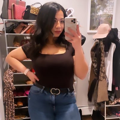 tweetheart_esQ's profile picture. A realist, masquerading as a cynic, who is secretly an optimist.