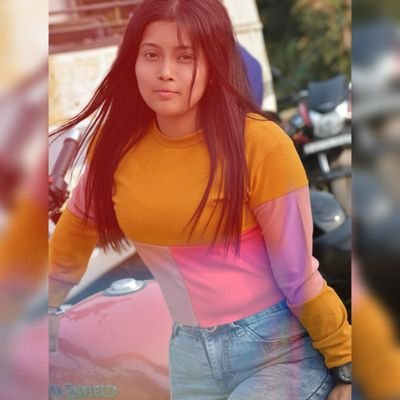 hey Rash here🙋
🤗love lyf🥰
🎧music lover🎶
🏀sporty
🎓 University student☺️
Fan girl of #VD🤩
🏡Assam Guwahati
🎂28April
follow me to know me more👍