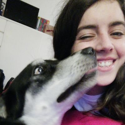 annniiiaa's profile picture. 💜💚✊🏻