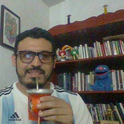 fruxgis's profile picture. Aprendiz de teatrero y meretriz de cantina