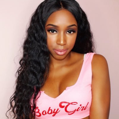 squatsnsplits's profile picture. Certified Pilates Instructor in NYC