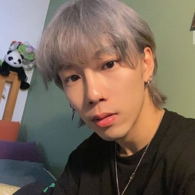 a l i v e 91
[Mostly active on dm] | a role player