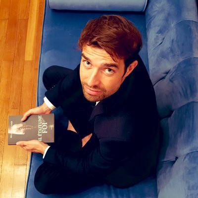 Écrivain, entrepreneur, compositeur, metteur en scène, je suis ce qu’on pourrait appeler « un touche à tout ». « Il était une Foi » est mon troisième roman.