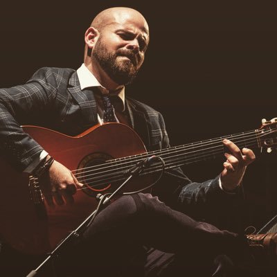 Bienvenidos a la página oficial del guitarrista flamenco Alberto López en Twitter. Welcome to the official page of flamenco guitarist Alberto López Twitter Page