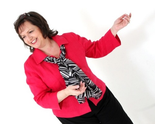 Very passionate about helping others convey their message & their value to the world, via public speaking & pitching. Workshops, 1-1 & soon, online training.