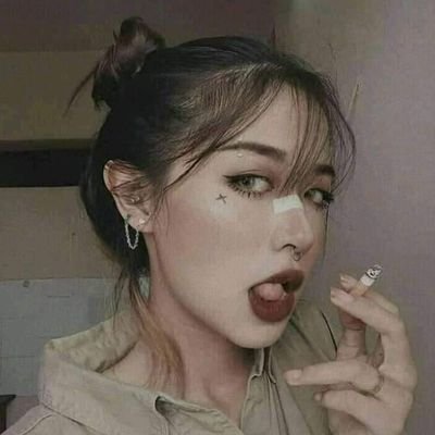 faridahmsantia1's profile picture. 👻🖤