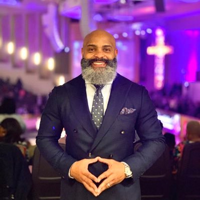 A leader serving to develop leaders through Odellexec Enterprises and as the Chief Operating Officer of New Psalmist Baptist Church in Baltimore, MD