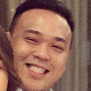 Vascular and endovascular surgeon in Singapore. Passionate about med ed and research. Loves his fiancee. All views, posts and opinions shared are my own.