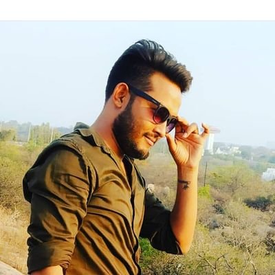 Karmafortune21's profile picture. 