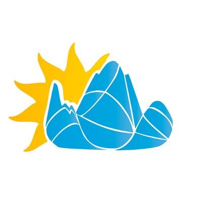 El Chaltén se fundó el 12 de octubre de 1985 como Comisión de Fomento y en 2011 la Ley 3249 lo constituyó como Municipio. El Intendente actual es Néstor Tico.