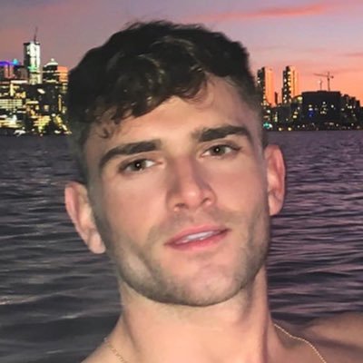 Iām not on apps Iām on https://t.co/PglbB1p0Zt