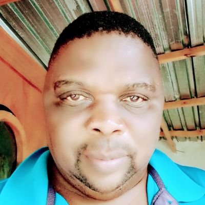 Pusetso__'s profile picture. Occupational Health and Safety, Bookworm, Soul Ballad, Radio, Orlando Pirates, Township Rollers, Man United, Real Madrid