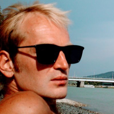 oskarschobes's profile picture. 