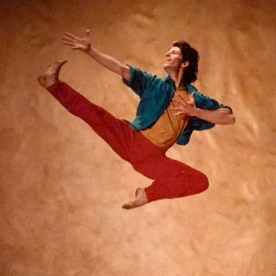 Former Professional Modern Dancer / Pilates Instructor/Pro Peace Activist/Writer documenting last decade of Martha Graham’s life as dancer & choreographer.